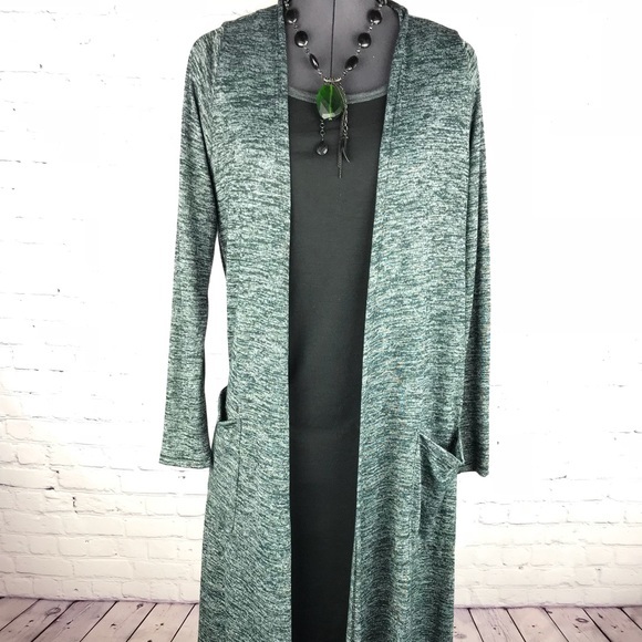 BNWT Soft cozy long cardigan sweater with  pockets - Picture 1 of 8